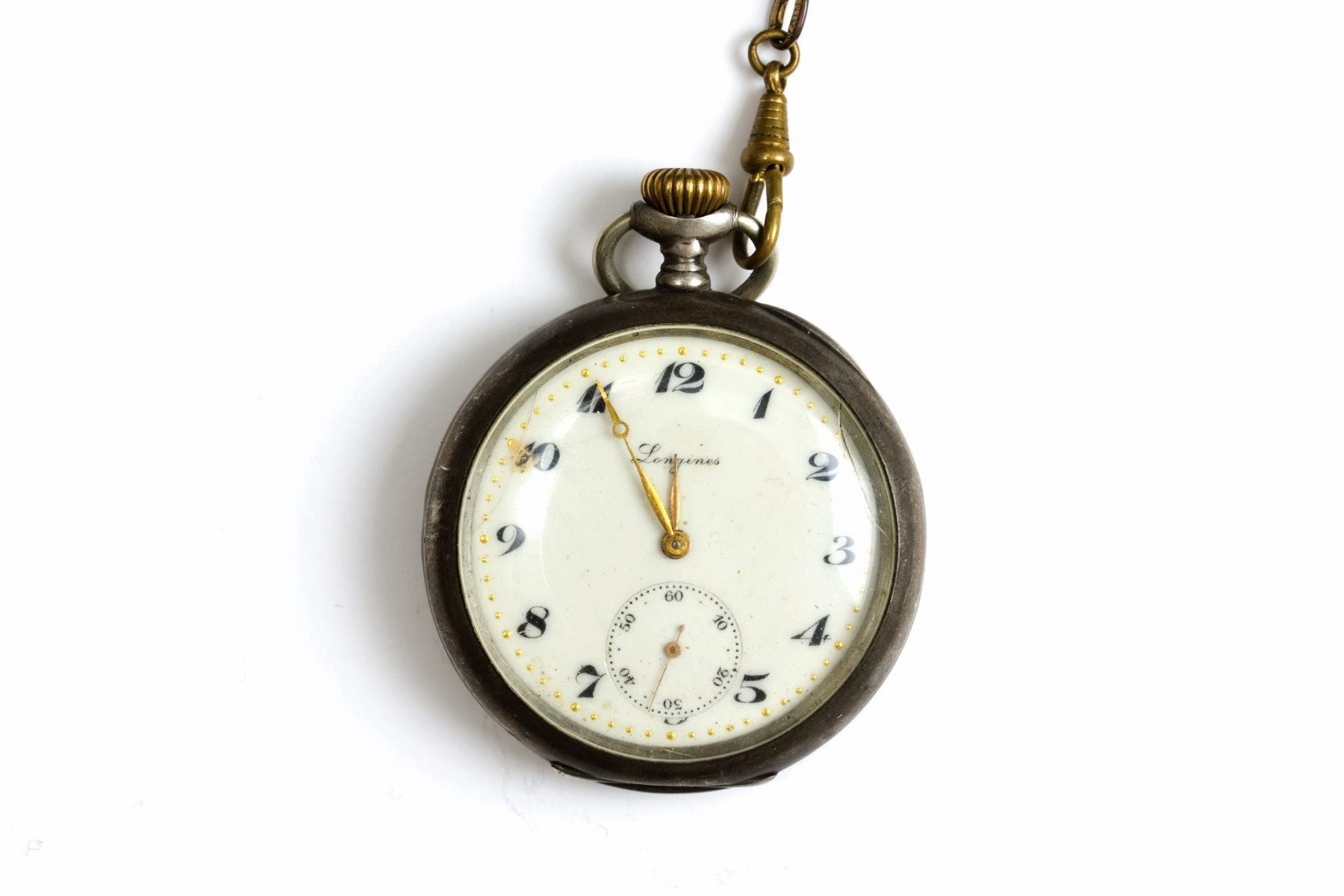 492530-old-pocket-watch